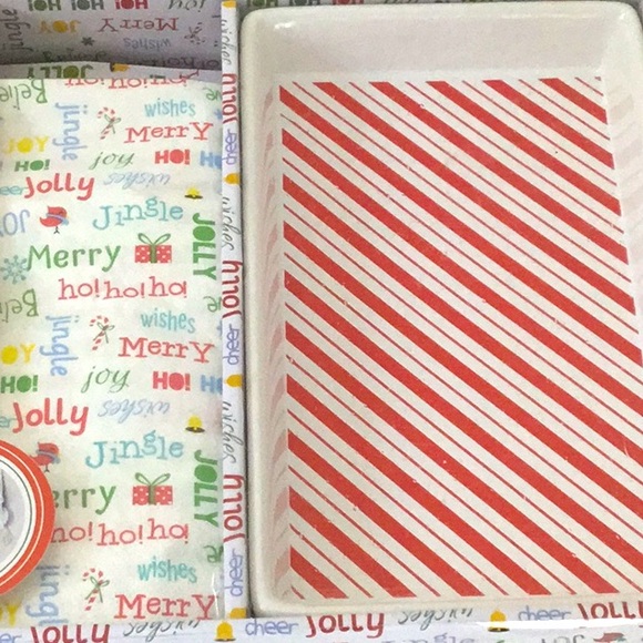 Christmas/Holiday 2 Piece Bathroom Set Tray, 18pc Hand Napkin For Guest. Hostess - Picture 3 of 6
